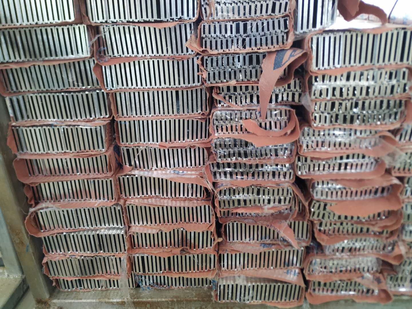 线槽盖板铝型材生产厂家供应铝合金封槽
